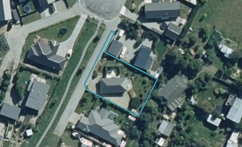 9 Criffel Place, Luggate, Wānaka - Carousel 1