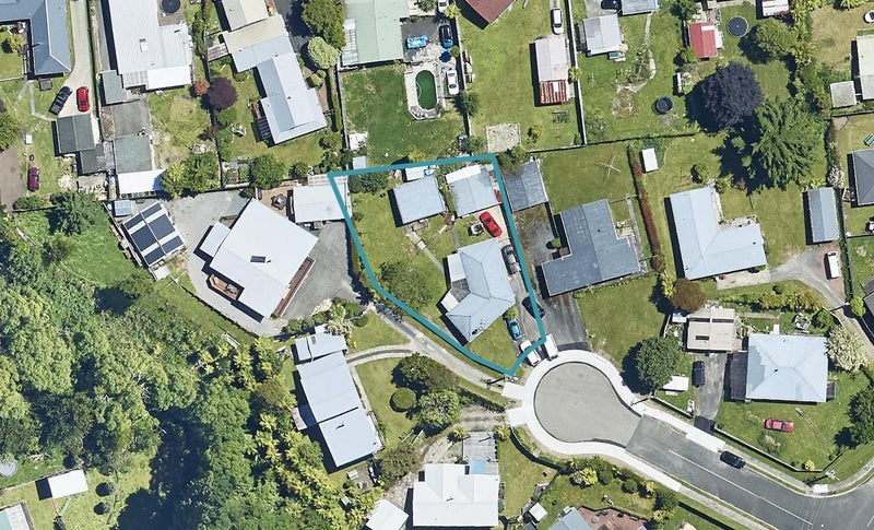 5 Paterson Grove, Pukehangi, Rotorua - Carousel 1