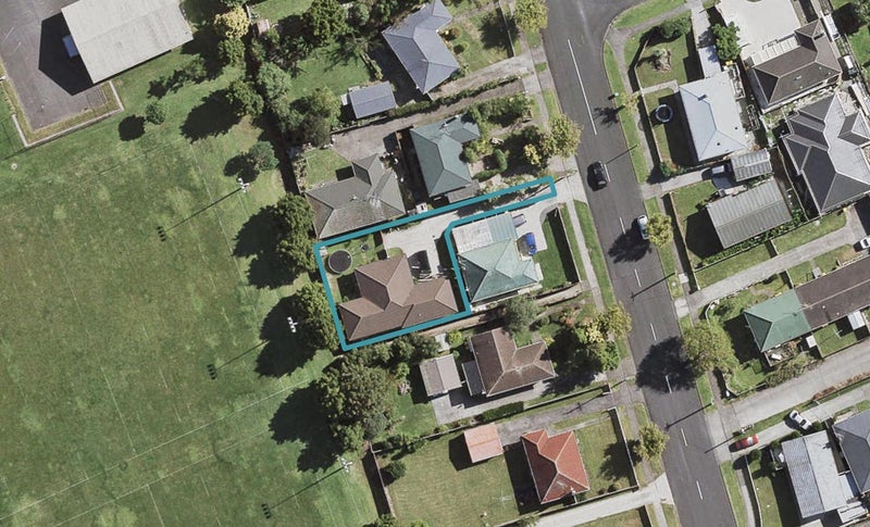 9A Fleming Street, Manurewa East, Auckland - Carousel 1