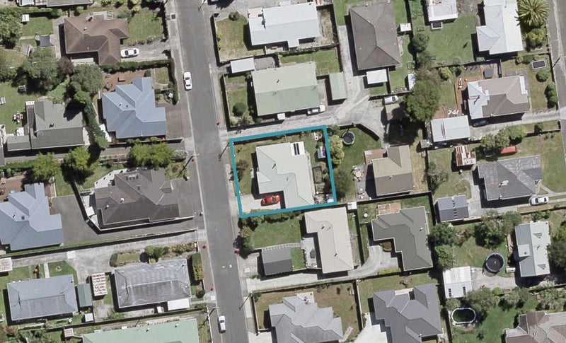 40 Ebdentown Street, Ebdentown, Upper Hutt - Carousel 1