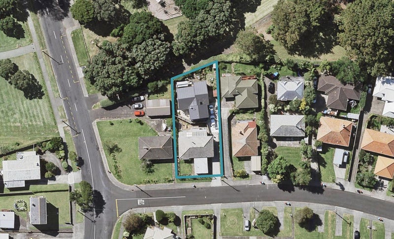 2/43 Armein ROAD, Panmure, Auckland - Carousel 1