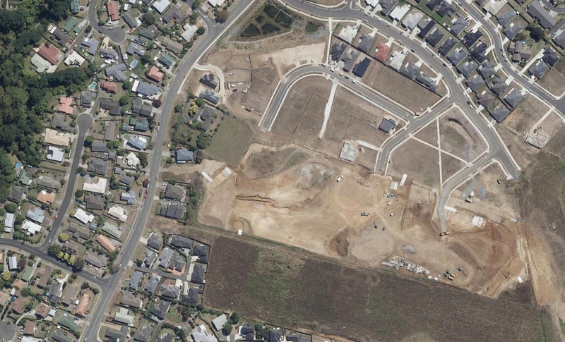 4 Hahawaru Lane, Glenview, Hamilton - Carousel 1