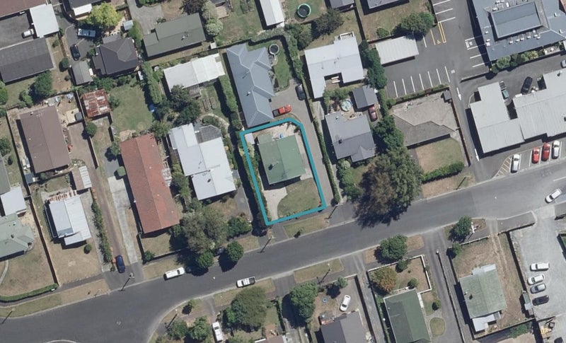 10 Howden RD, Fairfield, Hamilton - Carousel 1