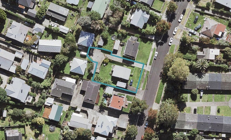 6 Pine Street, New Lynn, Auckland - Carousel 1