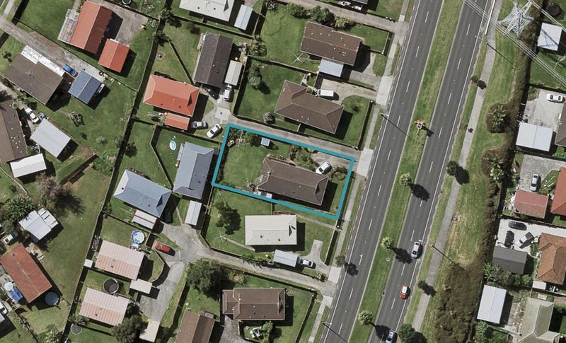 120 Te Irirangi Drive, Clover Park, Auckland - Carousel 1