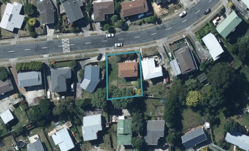 22 Almora View, Ascot Park, Porirua - Carousel 1