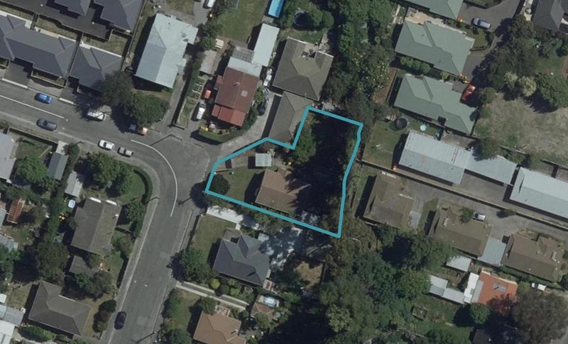 11 Bond Street, Waltham, Christchurch - Carousel 1