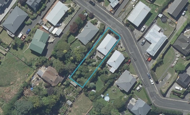 39 Greenock Street, Kaikorai, Dunedin - Carousel 1