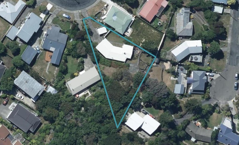 31 Tirowhanga Road, Paremata, Porirua - Carousel 1