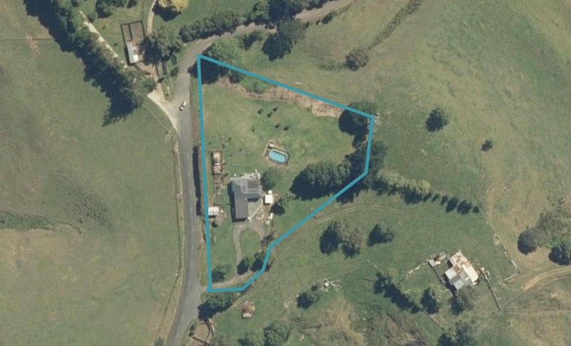 152 Otuiti Road, Tuakau - Carousel 1