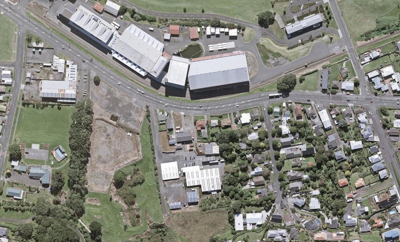 57 Breakwater Road, Moturoa, New Plymouth - Carousel 1