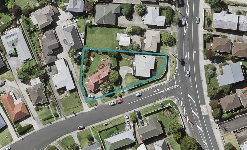 2/134 Forrest Hill Road, Forrest Hill, Auckland - Carousel 1