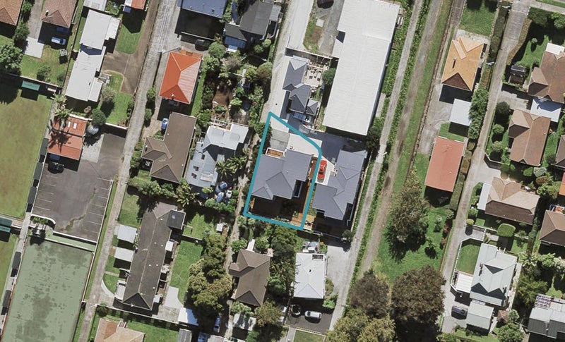 587A Mount Albert Road, Royal Oak, Auckland - Carousel 1