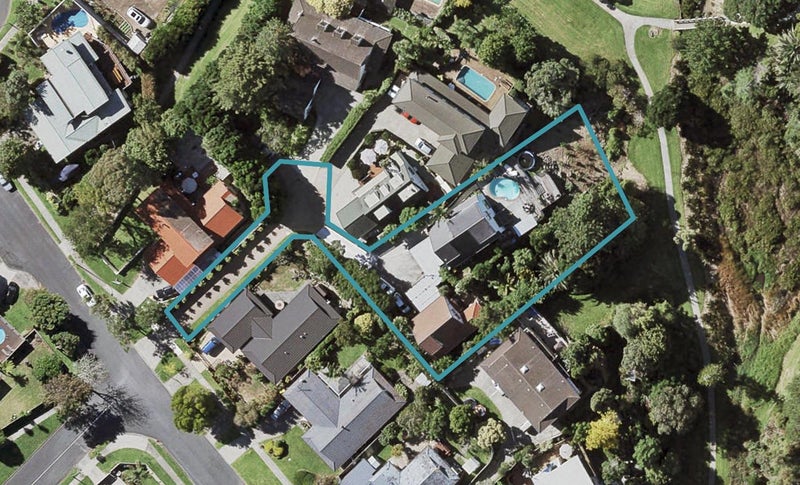 1/4 RAPALLO PL, Farm Cove, Auckland - Carousel 1