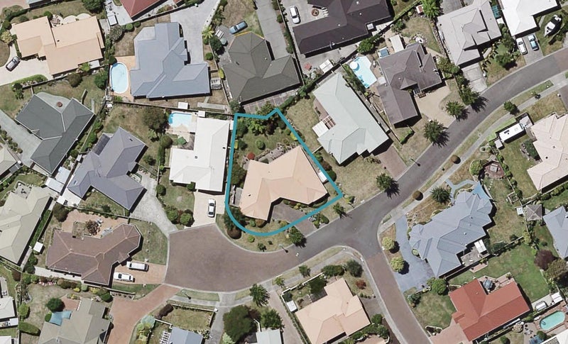 8 Belgrave Place, Taradale, Napier - Carousel 1