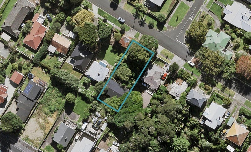 60 Taumata Road, Sandringham, Auckland - Carousel 1