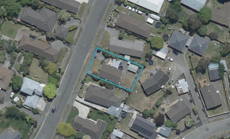 32 Radiata Avenue, Parklands, Christchurch - Carousel 1