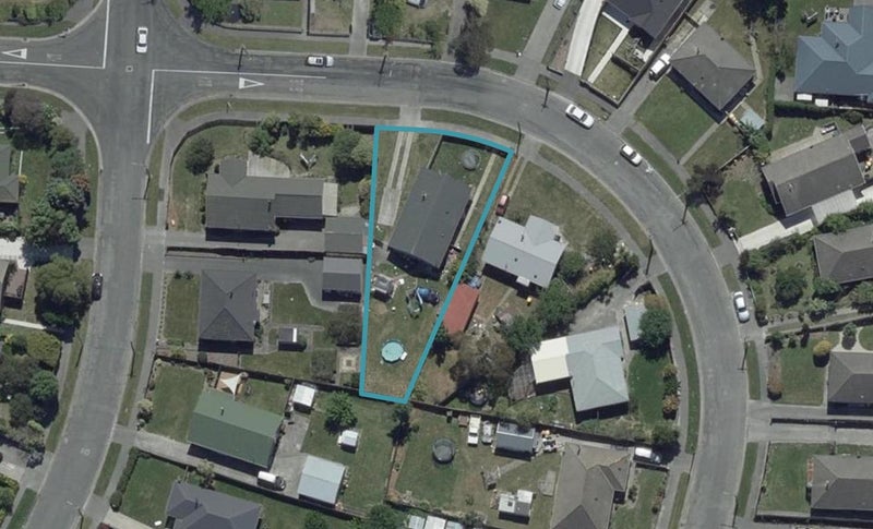 47 Lambeth Crescent, Redwood, Christchurch - Carousel 1