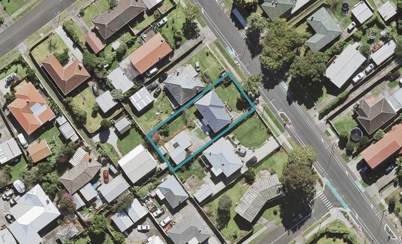 15 Friesian Drive, Mangere, Auckland - Carousel 1