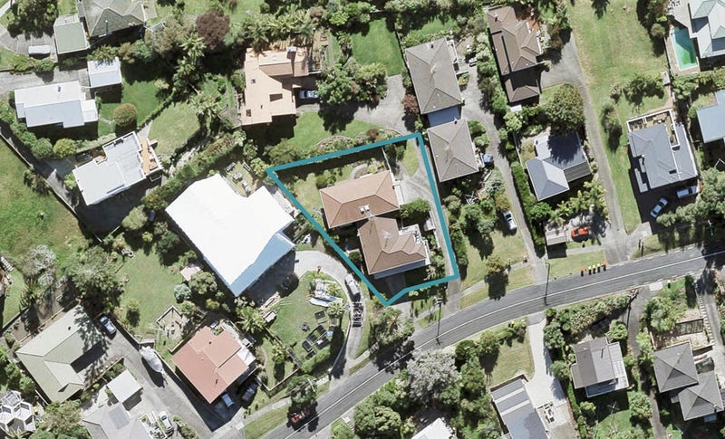 1/60 Hebron Road, Waiake, Auckland - Carousel 1