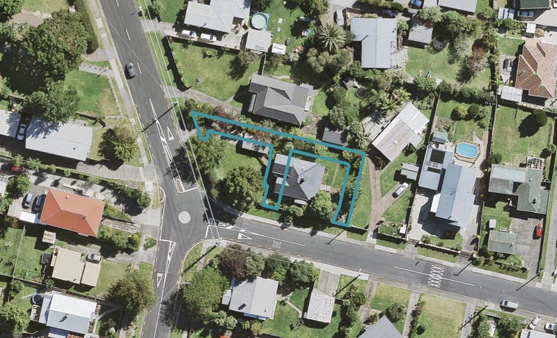 27E Woodvale Road, Glen Eden, Auckland - Carousel 1