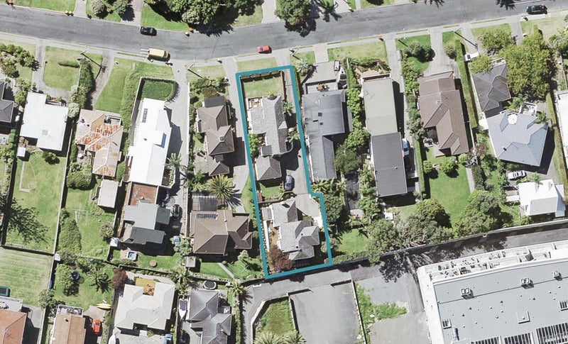 1/37 Braemar Road, Rothesay Bay, Auckland - Carousel 1