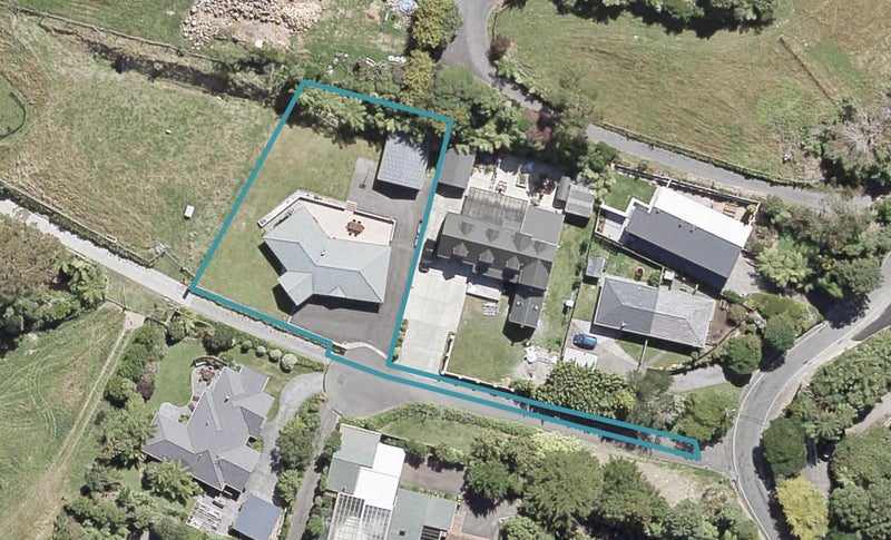 193 Normandale Road, Normandale, Lower Hutt - Carousel 1