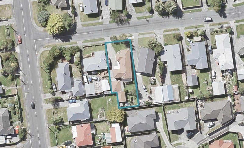 6 Pencarrow Crescent, Wainuiomata, Lower Hutt - Carousel 1