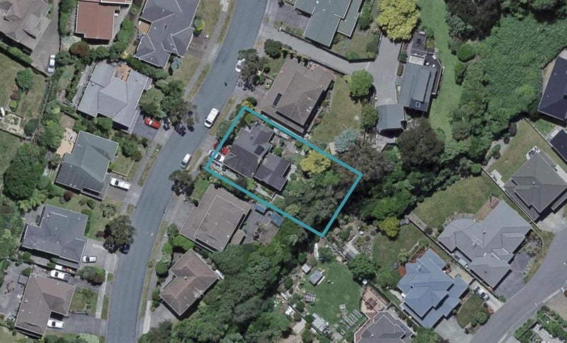 24 Burbank Crescent, Churton Park, Wellington - Carousel 1
