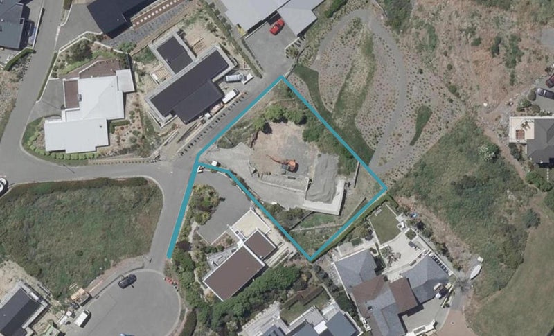 2 Saint Remy Lane, Redcliffs, Christchurch - Carousel 1