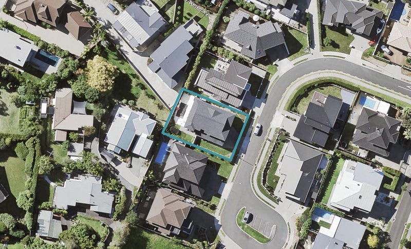 15 Swindon Close, Mellons Bay, Auckland - Carousel 1
