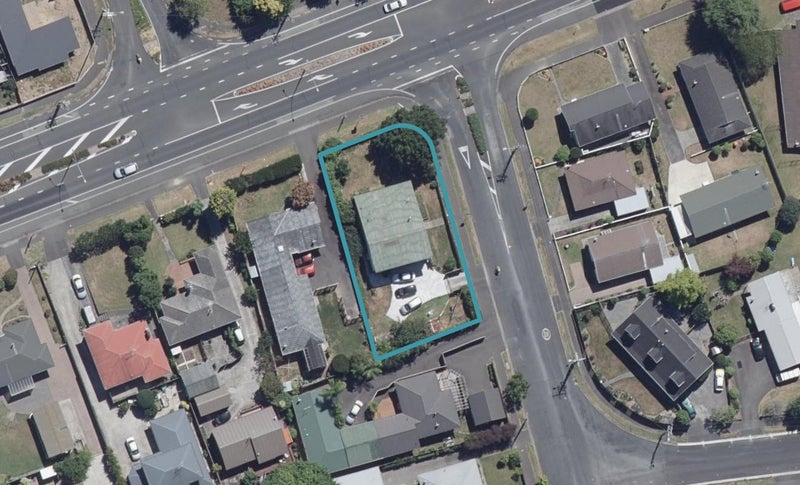 2 Berkley Avenue, Hillcrest, Hamilton - Carousel 1