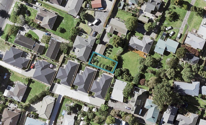 8/72 Gibraltar Street, Howick, Auckland - Carousel 1