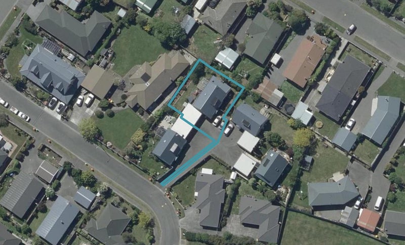 9 Seascape Gardens, Bromley, Christchurch - Carousel 1