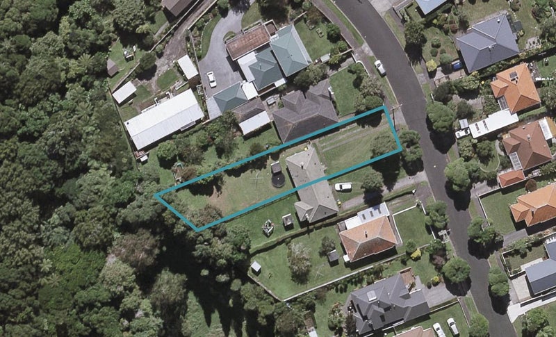 27 Plympton Street, Brooklands, New Plymouth - Carousel 1