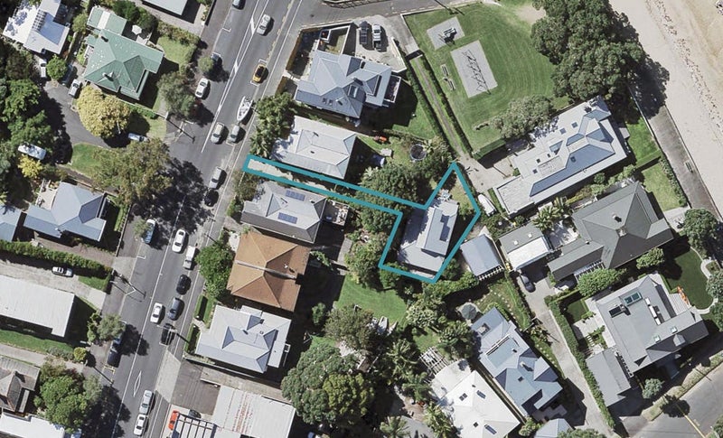 76 Vauxhall Road, Devonport, Auckland - Carousel 1