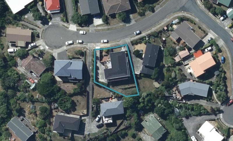 15 Pennant Grove, Titahi Bay, Porirua - Carousel 1