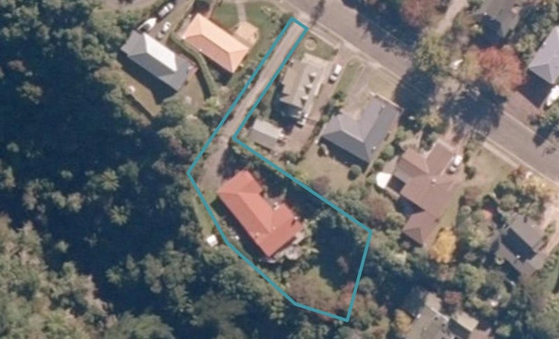 17 Brunette Drive, Acacia Bay, Taupo - Carousel 1