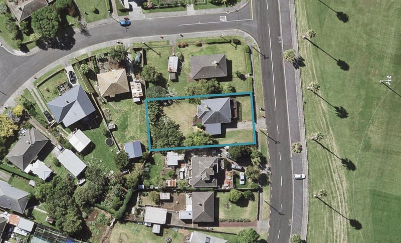 41 Dunkirk Road, Panmure, Auckland - Carousel 1
