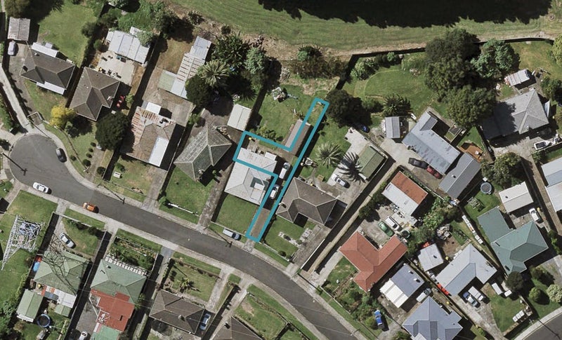 9C Julian Place, Ōtara, Auckland - Carousel 1