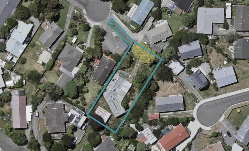 14 Konini Grove, Raumati Beach, Paraparaumu - Carousel 1