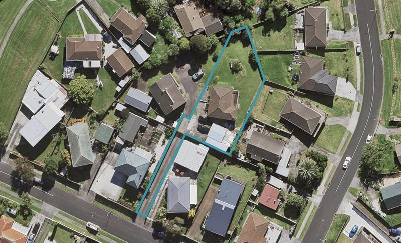 30 Alabaster Drive, Papatoetoe, Auckland - Carousel 1