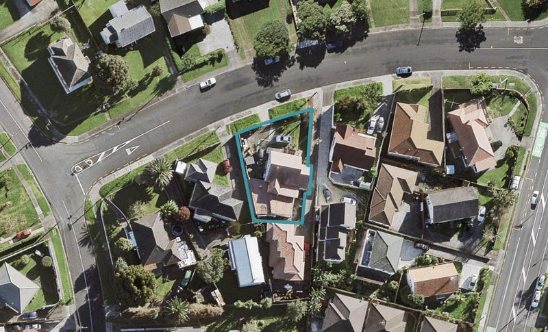 6A Youth Street, Mount Roskill, Auckland - Carousel 1