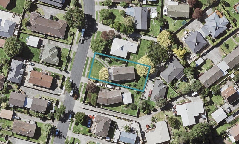 20 Cranberry Place, Bucklands Beach, Auckland - Carousel 1