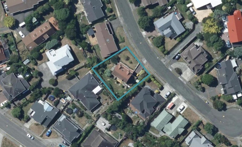 12 Kinnel Grove, Papakowhai, Porirua - Carousel 1