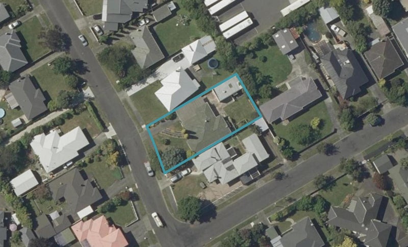 27 Richmond Avenue, Takaro, Palmerston North - Carousel 1