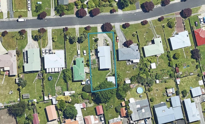24 Rutland Street, Utuhina, Rotorua - Carousel 1