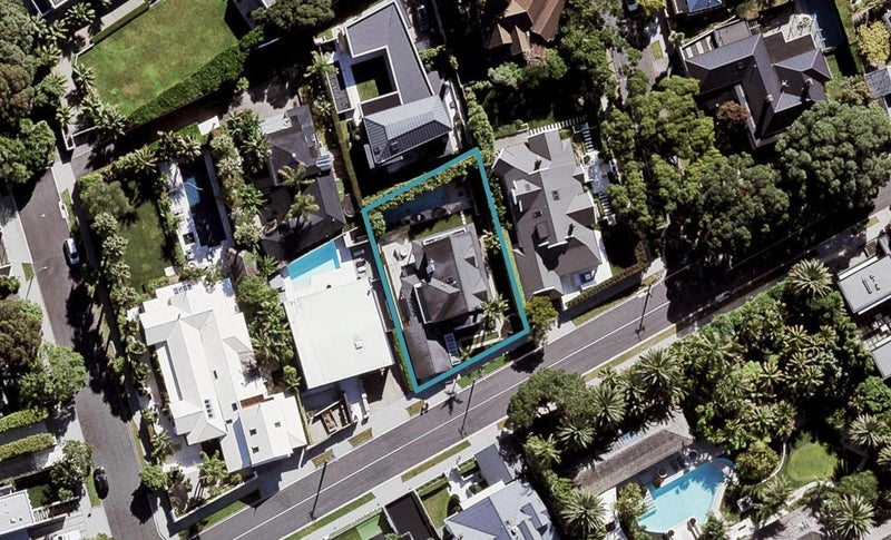 7 Stack Street, Herne Bay, Auckland - Carousel 1