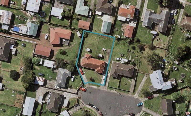 9 Linda Place, Ōtara, Auckland - Carousel 1