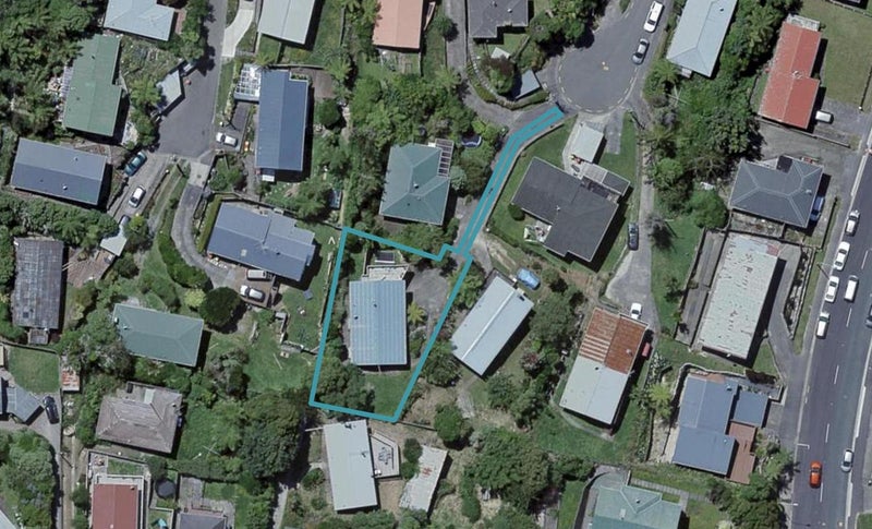 11 Stella Grove, Newlands, Wellington - Carousel 1